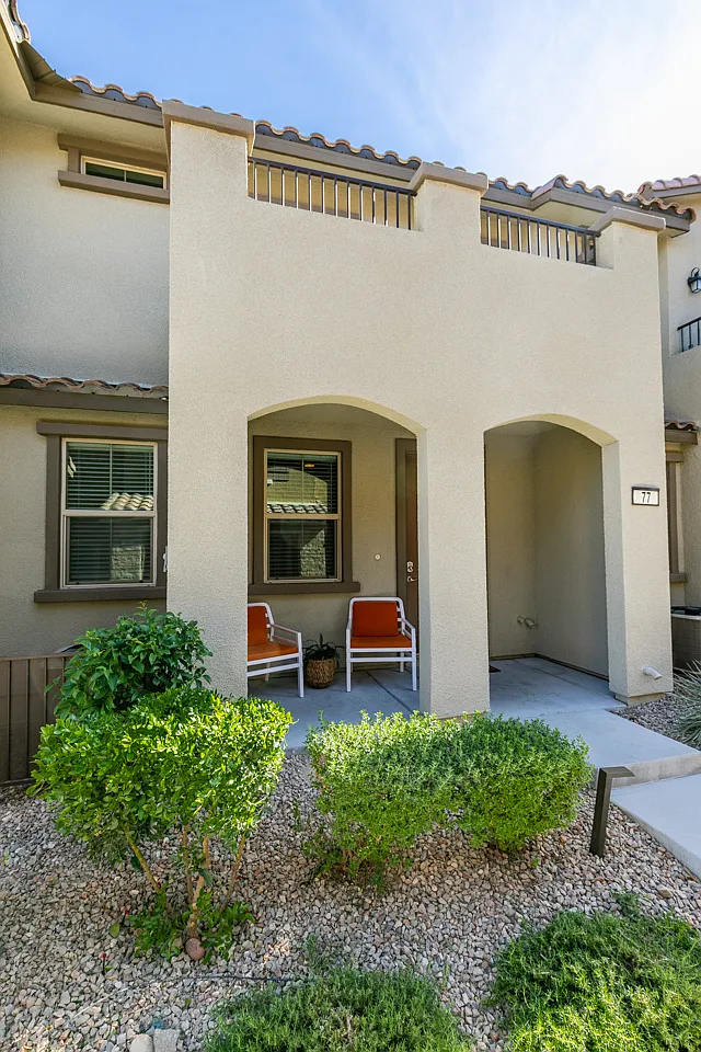 3 bed, 2.5 bath, 1435 sqft, $2,500 — Photo 1