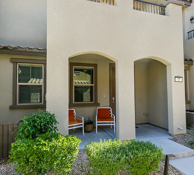 77 Alamere Falls Dr — Photo 1