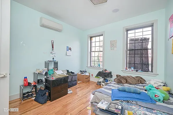 Rented by Citi Habitats | media 42