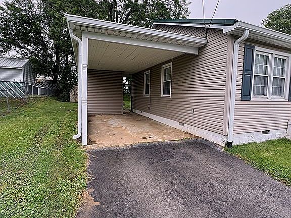 2nd image of 251 Wathen Dr