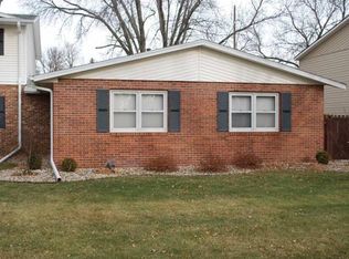 1409 Orchard Dr, Brookings, SD 57006