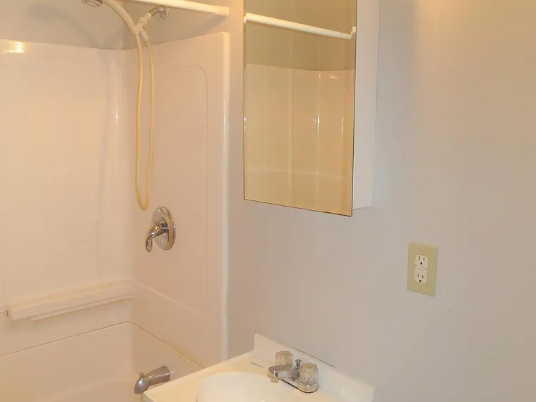 5710 Phillips Ave #A6 — Photo 25