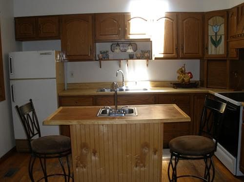 Kitchen Island.