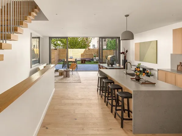 584 Leonard St #Townhouse, Brooklyn, NY 11222