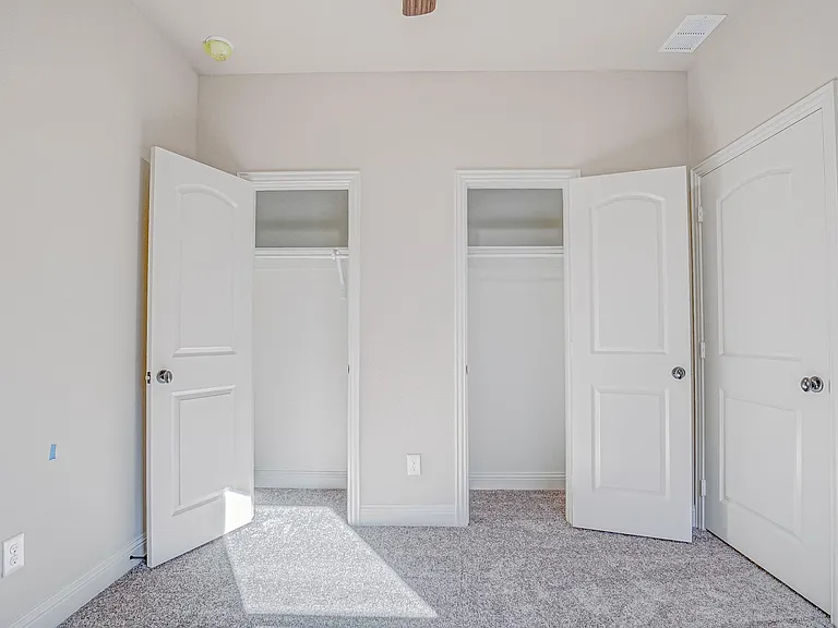 7819 Cypress Dr — Photo 4