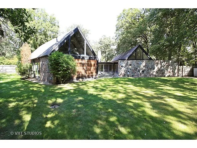 2070 Partridge Ln photo 1