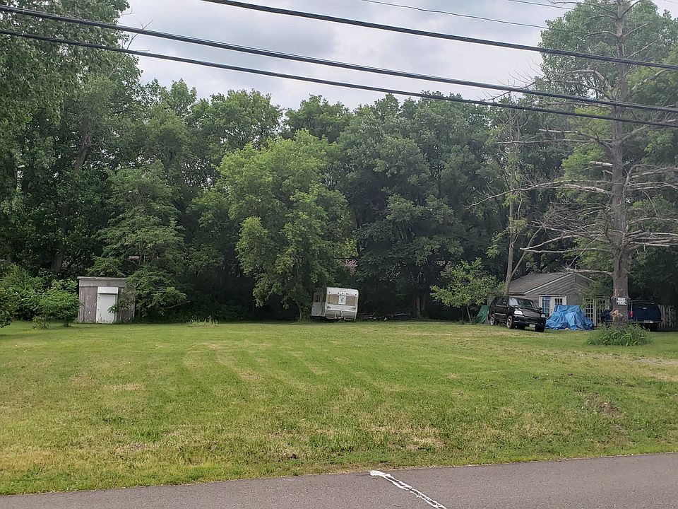 2nd image of 9224 31st St N