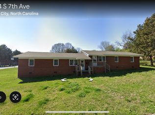 318 7th, Siler City, NC 27344