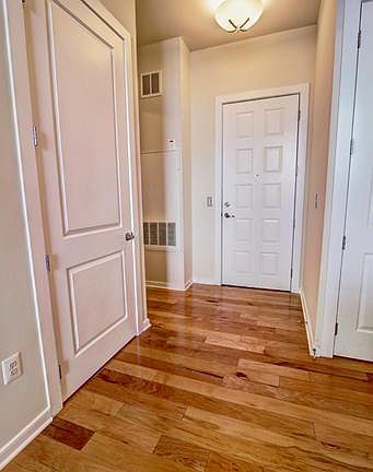 3rd image of 2200 N Westmoreland St Unit 532