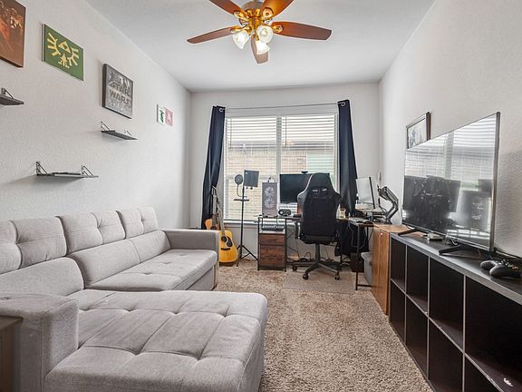 5th image of 15957 Charing Cross Dr
