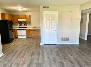 Remodeled 3 bedroom apartment in Portland - Section 8 accepted, Louisville, KY 40203