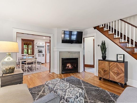 2nd image of 42 Norwood St