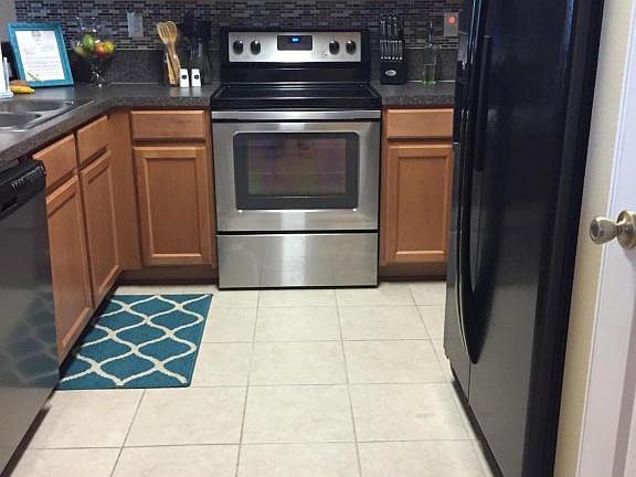 5th image of 863 S Black Cherry Dr