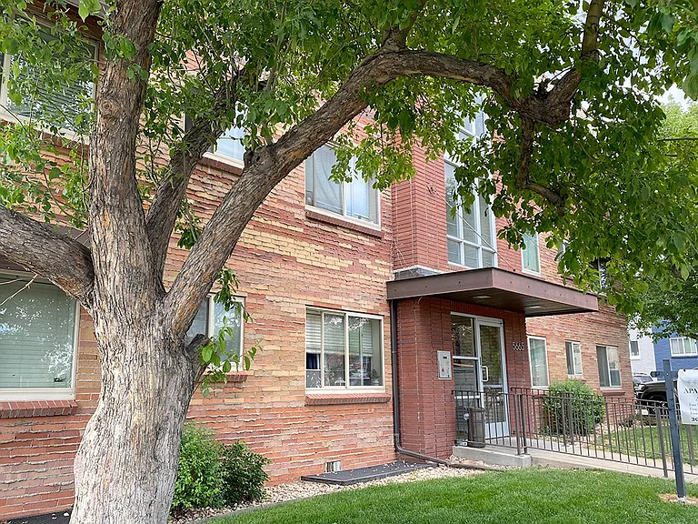 The Sugarberry Apartments — Photo 5