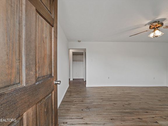 4th image of 108 Ridgewood Rd
