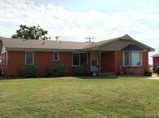 100 Bryan, Burns Flat, OK 73647