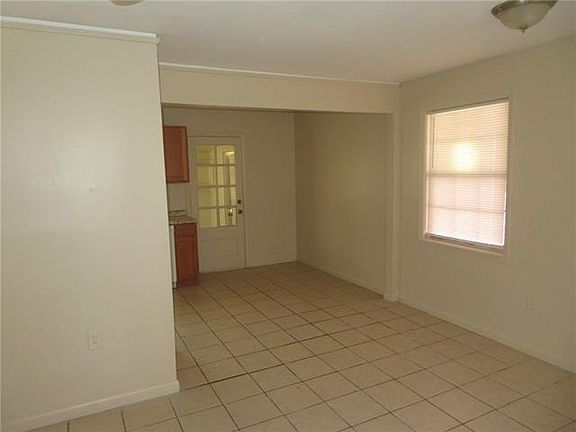3rd image of 509 River Oaks Dr