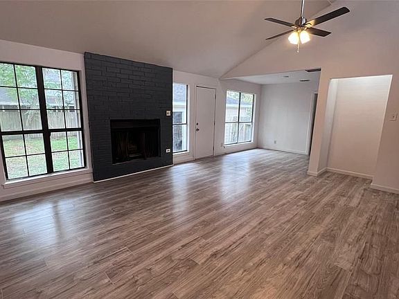4th image of 13919 Baytree Dr