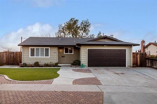 1st image of 4679 Paloma Ave