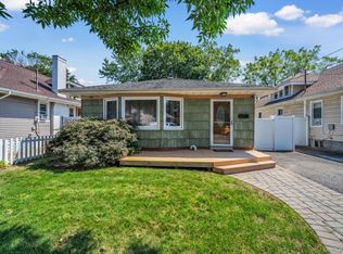 2761 Harvard Pl, Baldwin, NY 11510