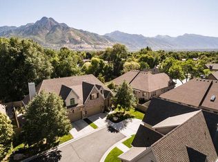 1807 E Cottonwood Glen Ct, Holladay, UT 84117