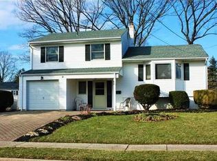 68 Eden Ave, Edison, NJ 08817