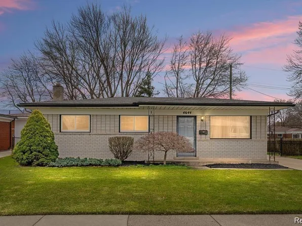 4644 Kingsley Dr, Warren, MI 48092