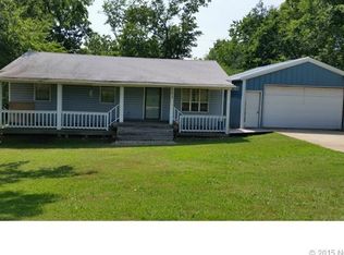 702 N Main St, Sapulpa, OK 74066