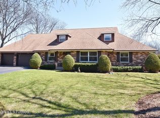 3280 Middlesax Dr, Long Grove, IL 60047