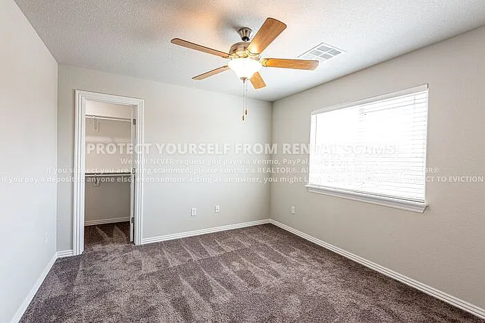 2910 S 7th St — Photo 9