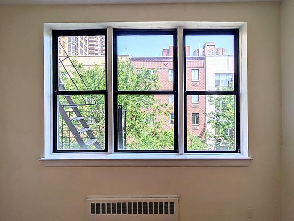 4th image of 408 E 83rd St APT 4A