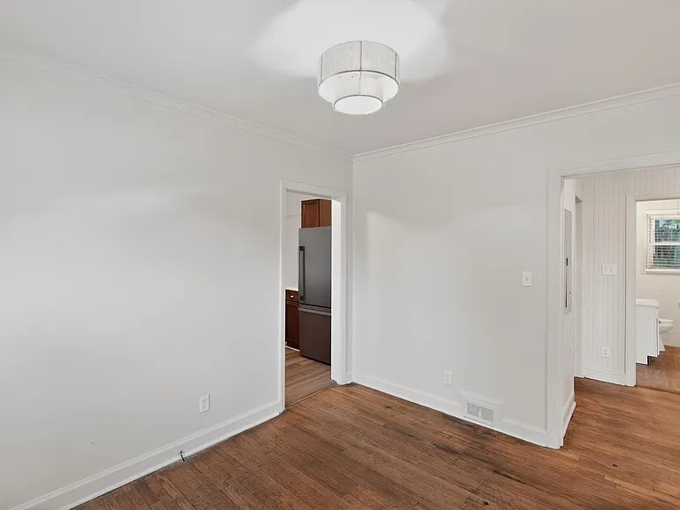 879 Sylvan Pl SW — Photo 14