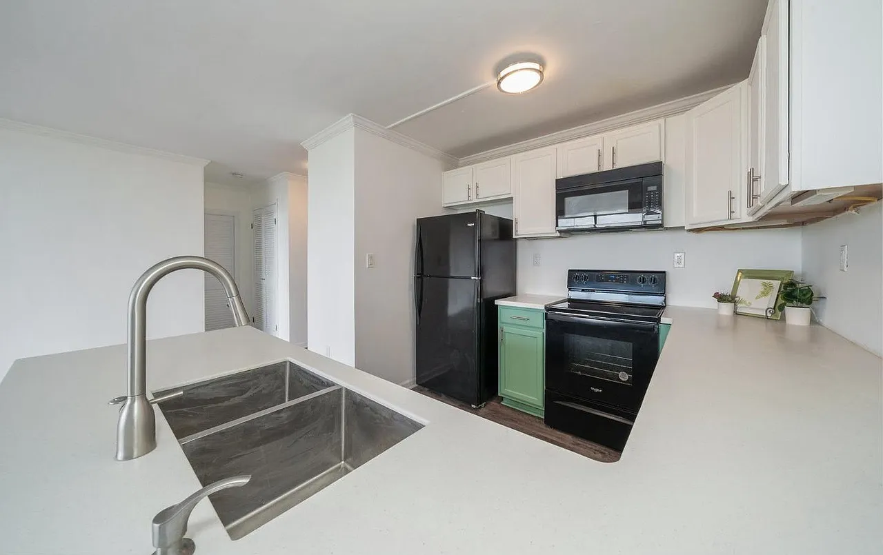1 bed, 1175 sqft, $800 — Photo 1