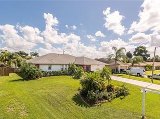 2832 44th Ter SW, Naples, FL 34116