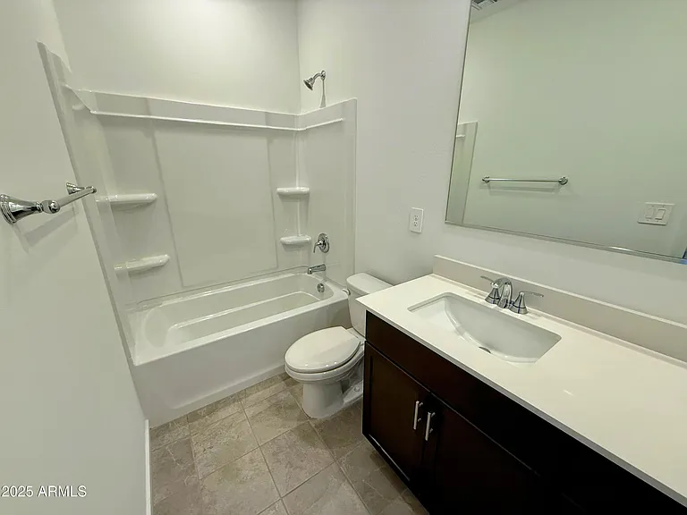 4235 W Yolanda Ln — Photo 10
