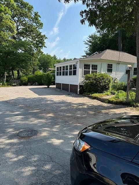 1st image of 49 Old Hillside Dr