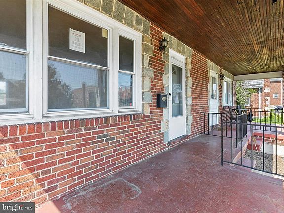 3rd image of 3717 1/2 Echodale Ave
