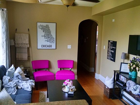 5th image of 2050 W Summerdale Ave APT 3D