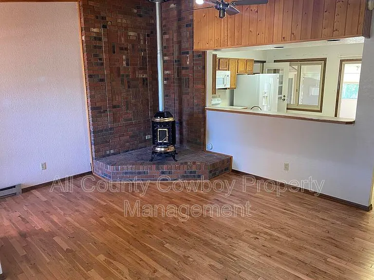 2132 Carrington Ct — Photo 5