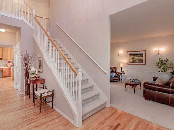 4th image of 3510 Spyglass Dr NE