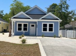 225 NE 75th St, Oak Island, NC 28465