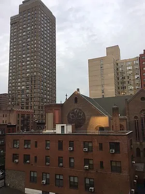 Rented by New York Manhattan Real Estate Incorporated | media 21