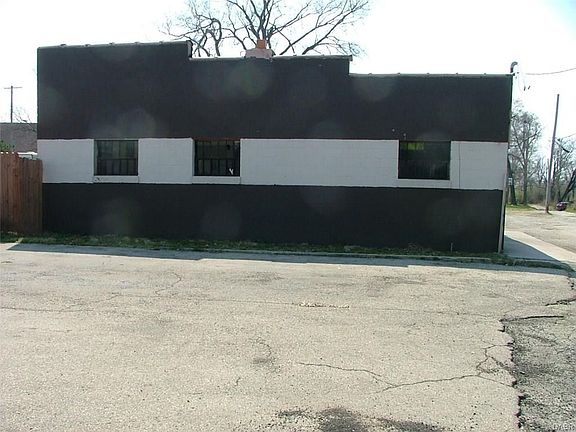 2nd image of 809 Cincinnati St