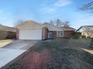 3646 San Remo Dr, Grand Prairie, TX 75052