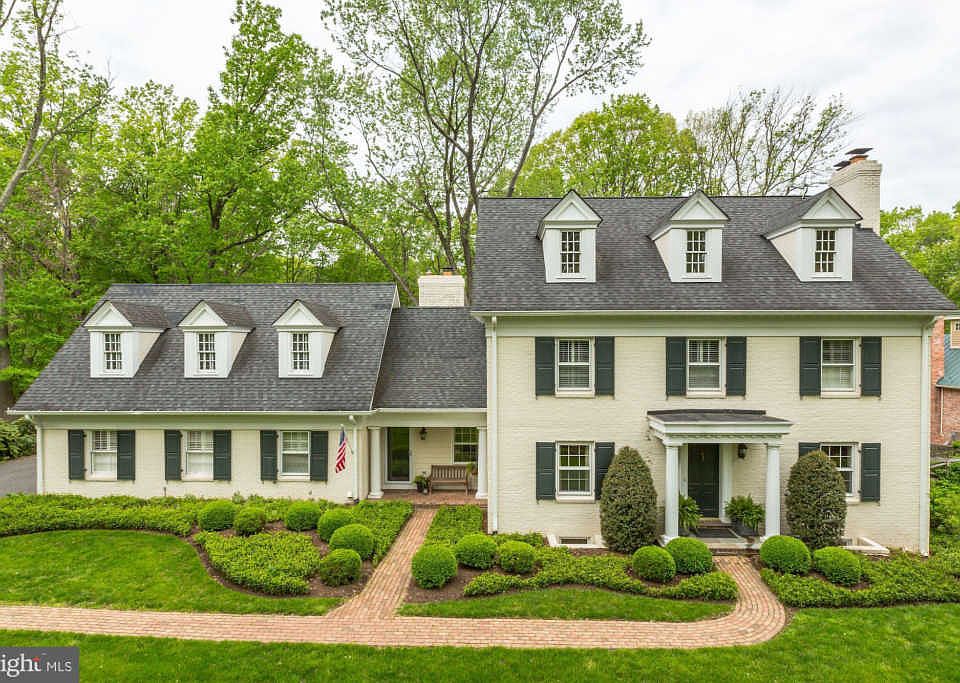 1st image of 1210 Daleview Dr