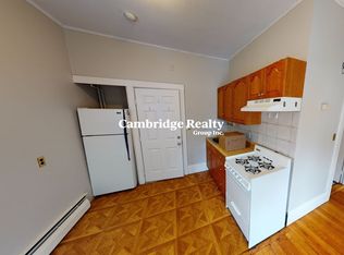 222 Banks St #6T, Cambridge, MA 02138