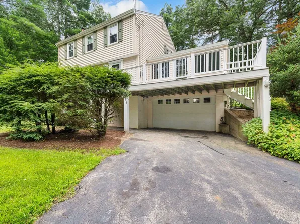 52 Twiss Lane, Hollis, NH 03049