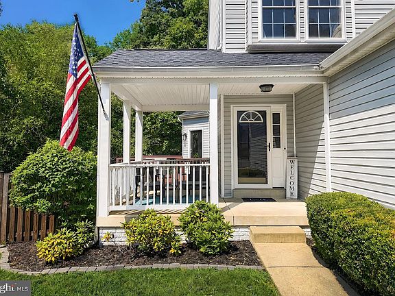 3rd image of 45495 Wexford Way
