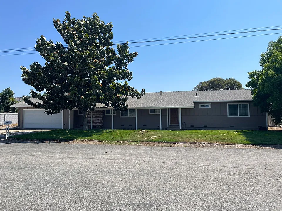 1570 Camille Ct