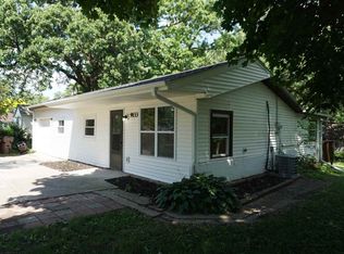 9133 Baldwin Dr, Machesney Park, IL 61115